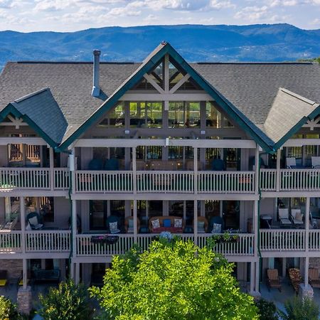 Tanasi Lodge - Reunions, Retreats, Weddings, Family Getaways سيفيرفيل المظهر الخارجي الصورة