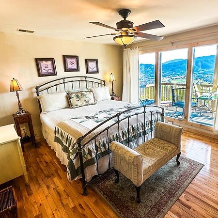 Tanasi Lodge - Reunions, Retreats, Weddings, Family Getaways سيفيرفيل المظهر الخارجي الصورة