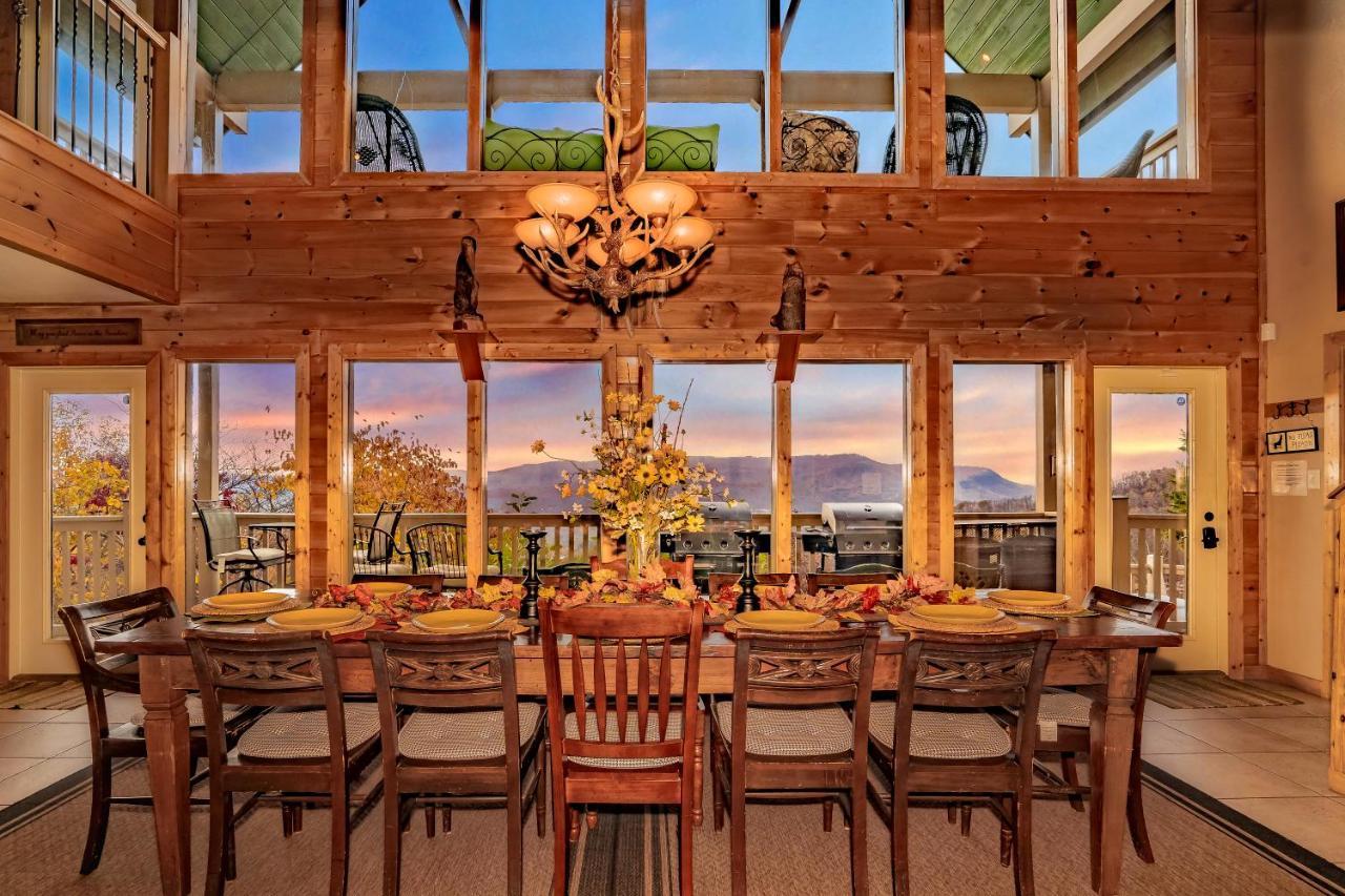 Tanasi Lodge - Reunions, Retreats, Weddings, Family Getaways سيفيرفيل المظهر الخارجي الصورة
